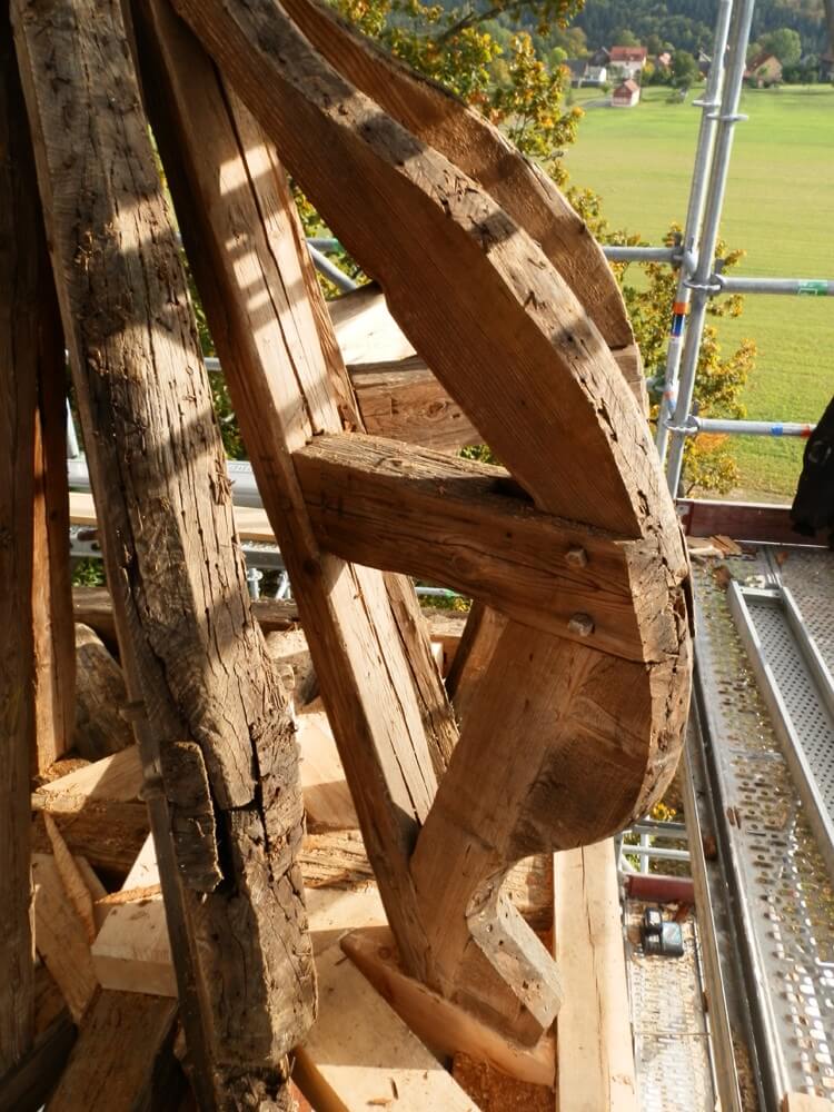 Wallersberg Kapelle Turm Sanierung Spanten