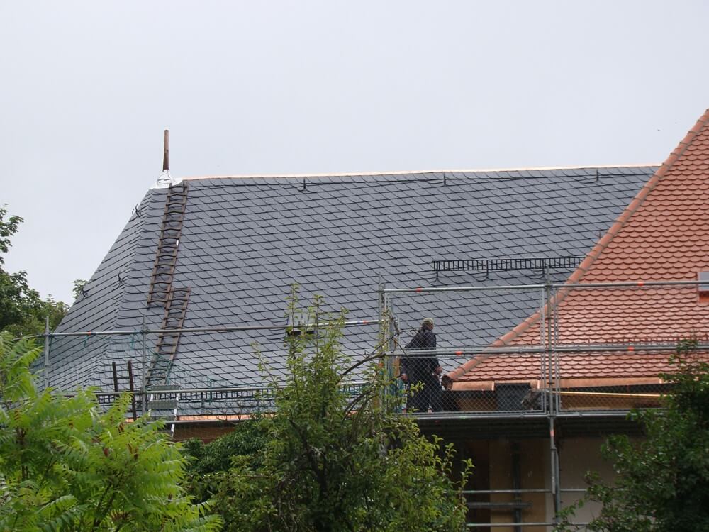 Nankendorf Kath.Kirche Schieferarbeiten am Chor 1